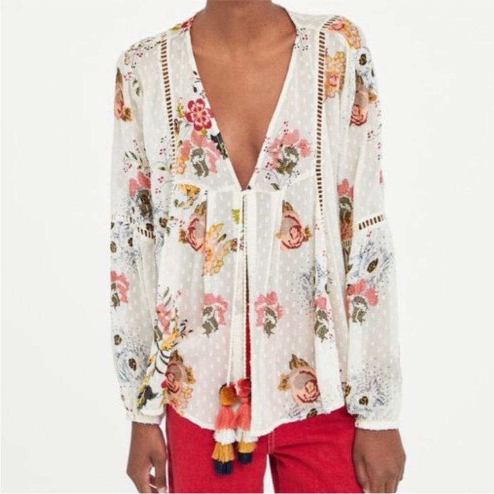 Zara Shrug Open Front Floral Boho Top With Tassels White Neutral Colors Coverup